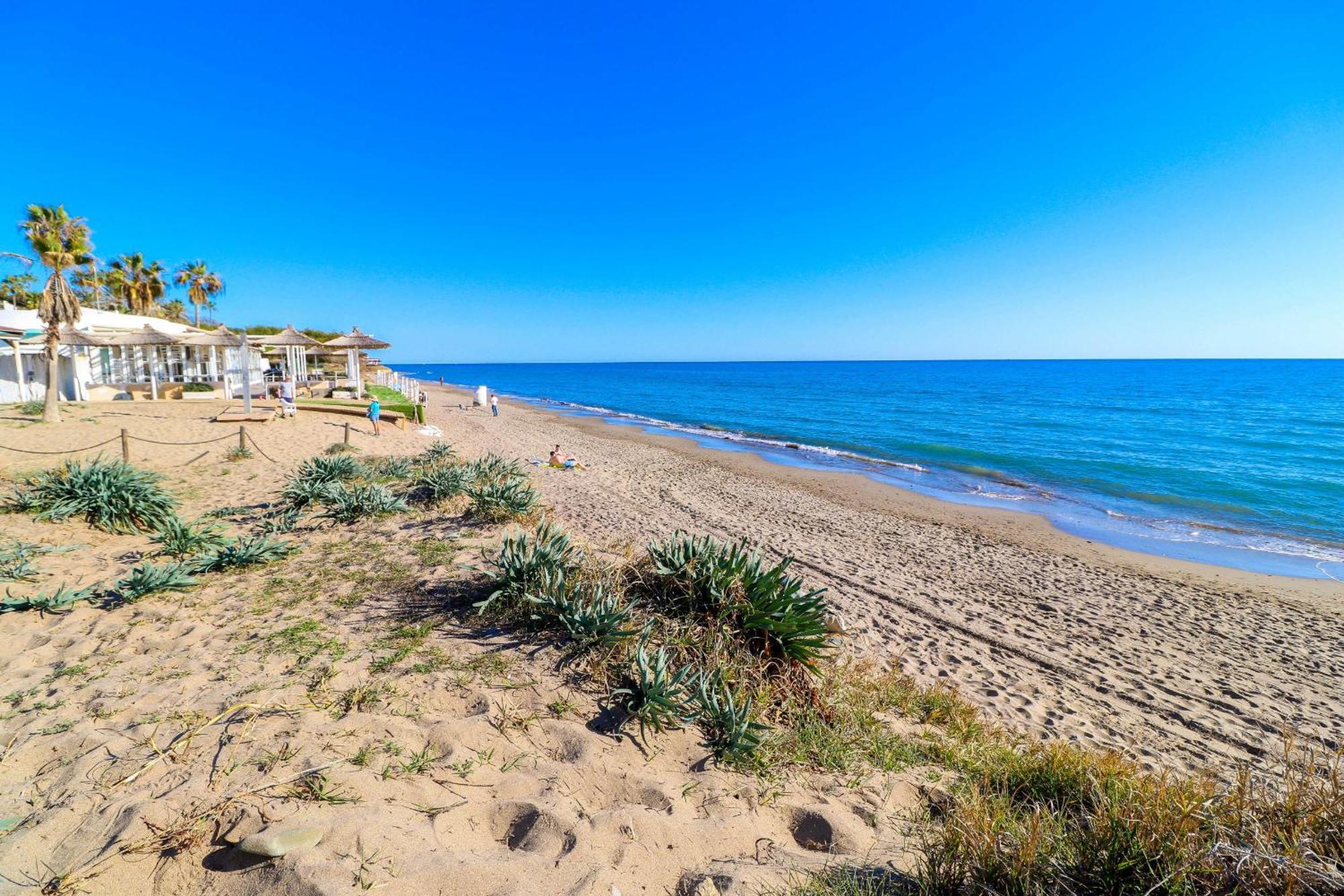 Apartament Romana Playa By The *